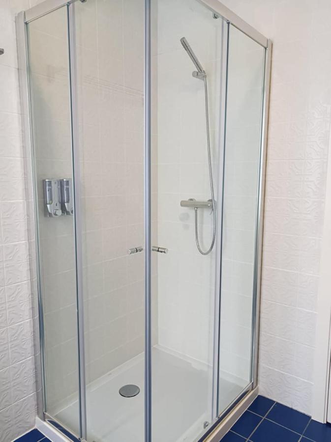 Praia da Vitória Apartamentos Azera - Isolino Azera מראה חיצוני תמונה